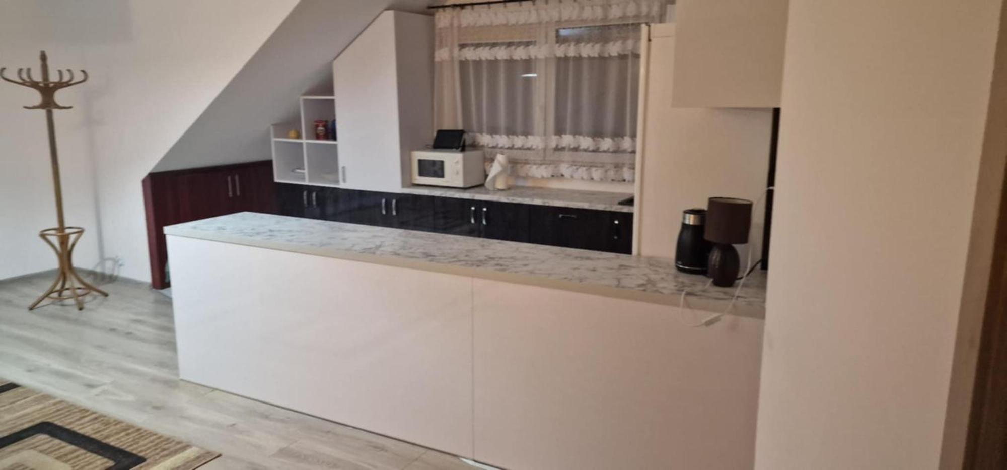 Apartmán Cudowny Zakatek Z Ogrodem I Basenem Bukwica  Exteriér fotografie