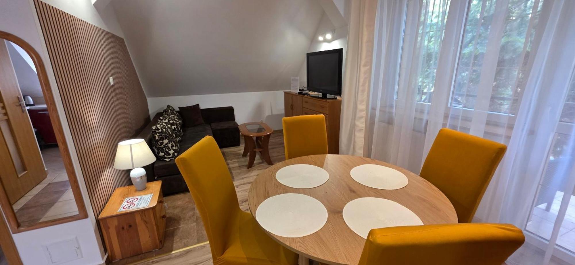 Apartmán Cudowny Zakatek Z Ogrodem I Basenem Bukwica  Exteriér fotografie