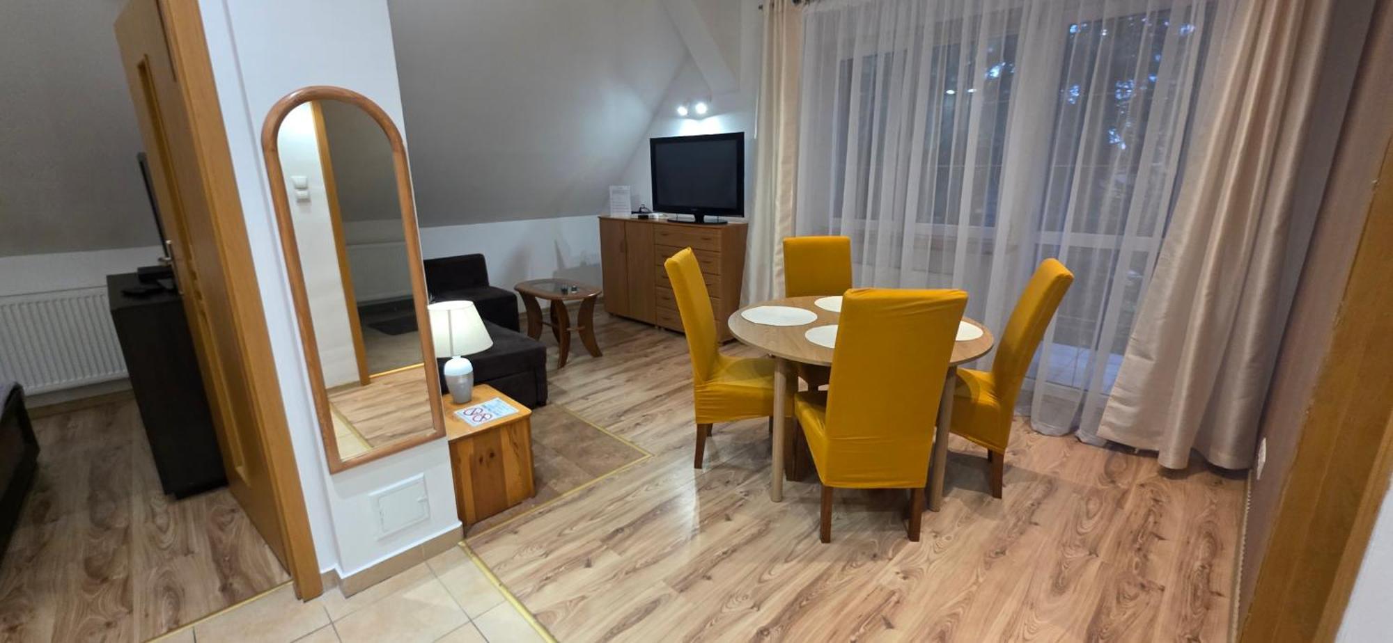 Apartmán Cudowny Zakatek Z Ogrodem I Basenem Bukwica  Exteriér fotografie
