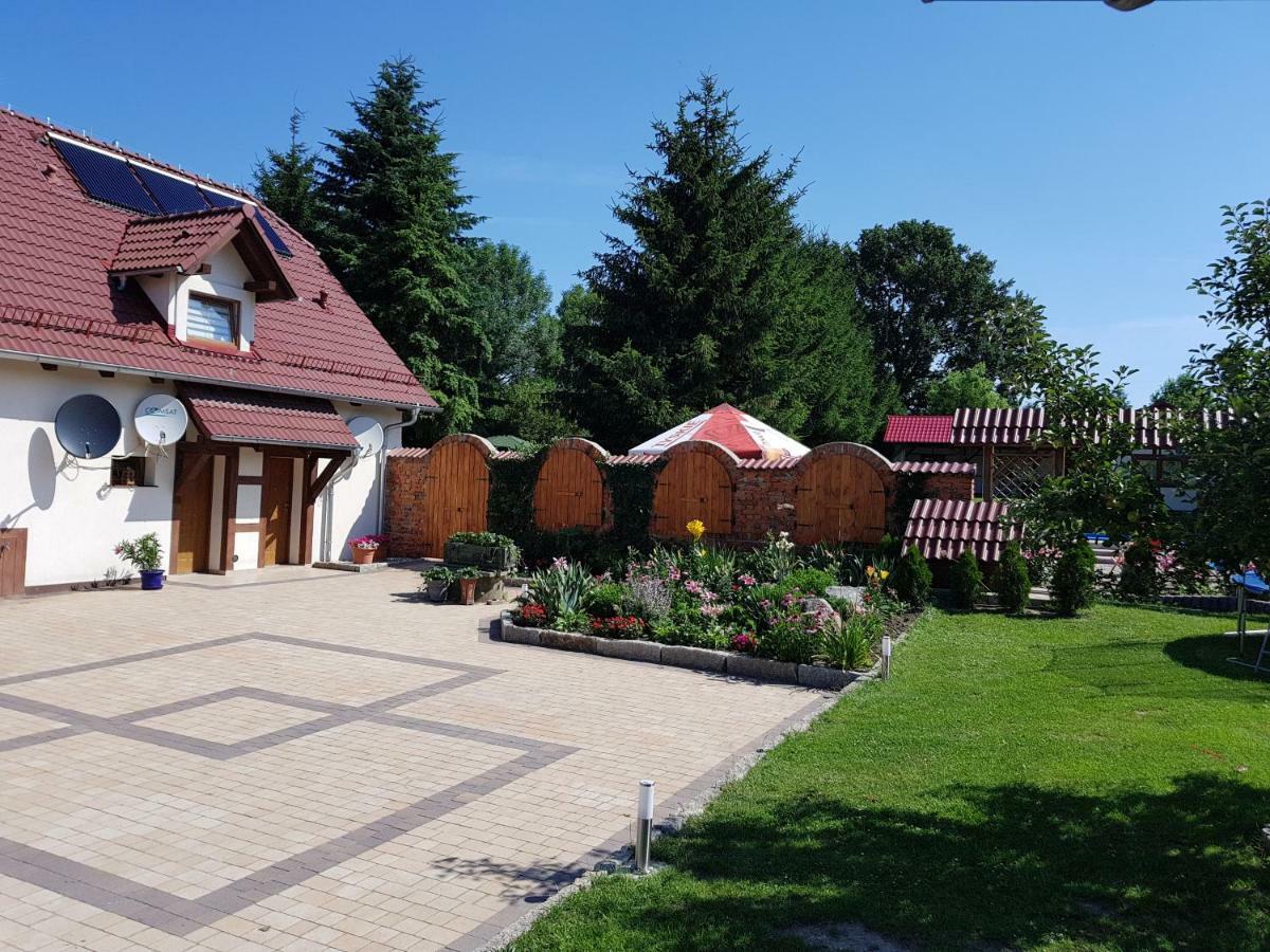 Apartmán Cudowny Zakatek Z Ogrodem I Basenem Bukwica  Exteriér fotografie